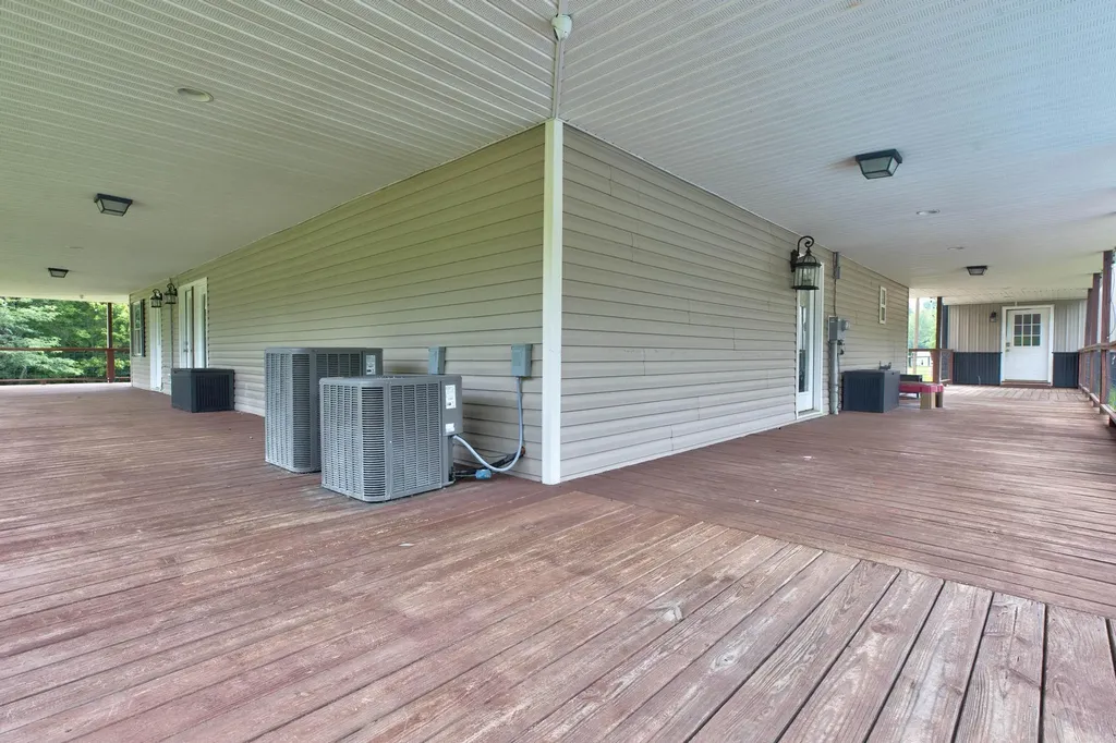 354 Covered Bridge Road Wallingford KY 41093
