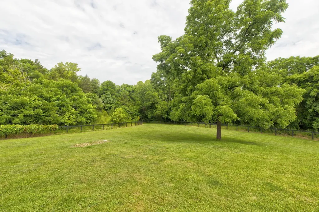 354 Covered Bridge Road Wallingford KY 41093