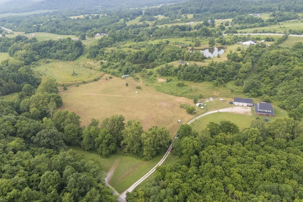 354 Covered Bridge Road Wallingford KY 41093