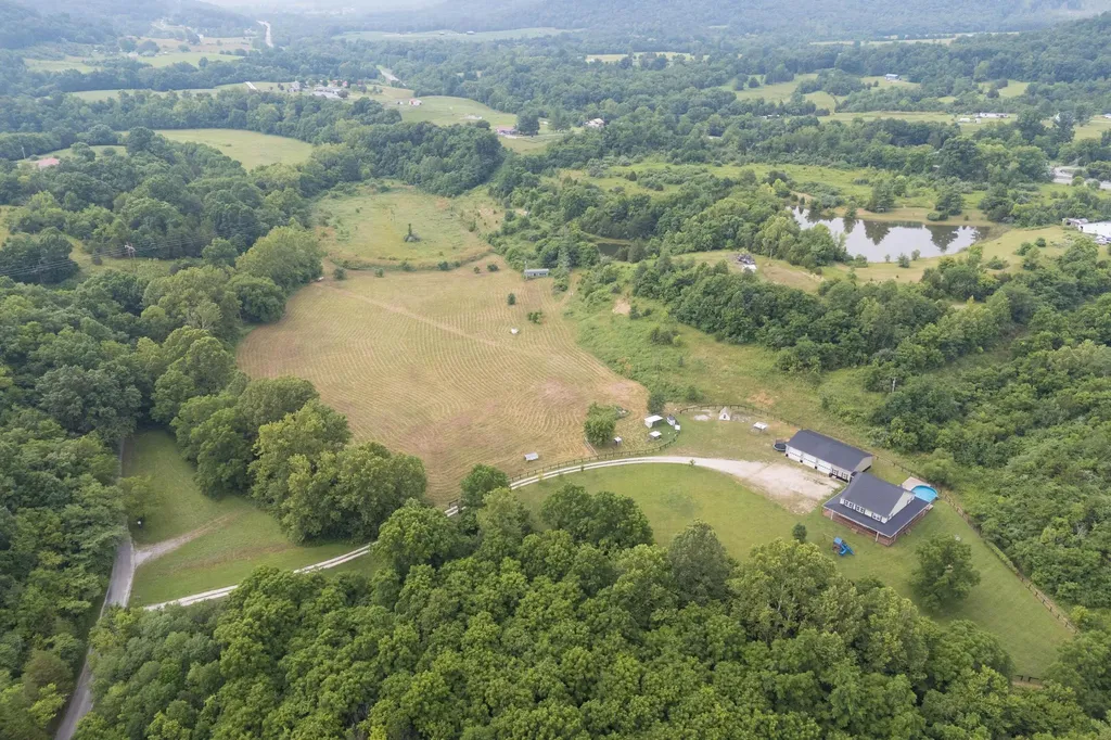 354 Covered Bridge Road Wallingford KY 41093