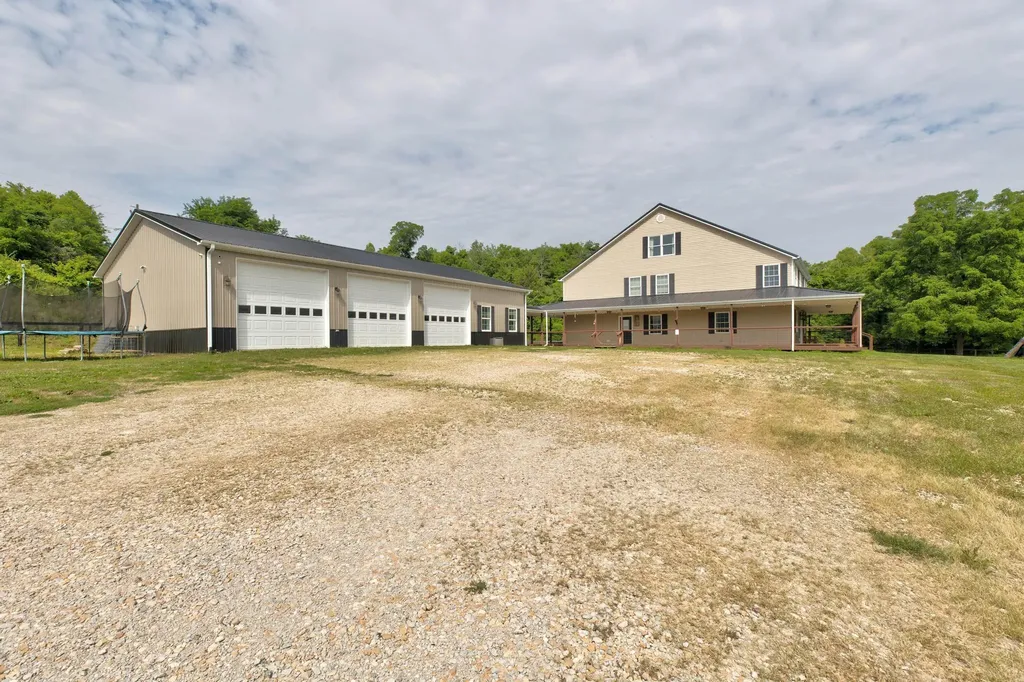 354 Covered Bridge Road Wallingford KY 41093
