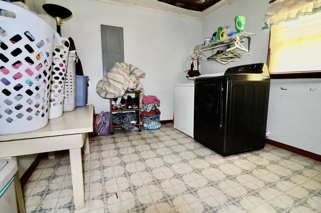 1282 Cherokee Trail Murray KY 42071