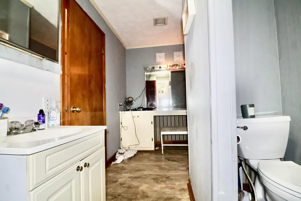 1282 Cherokee Trail Murray KY 42071