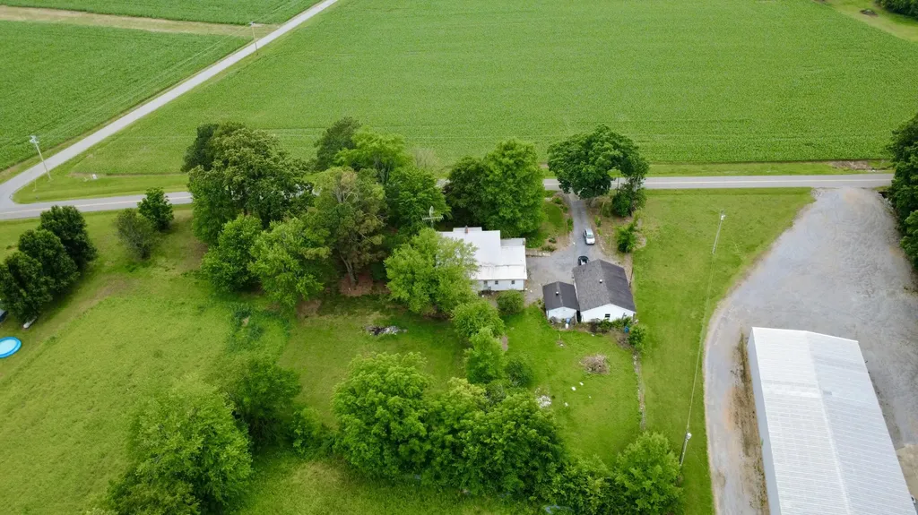 1282 Cherokee Trail Murray KY 42071