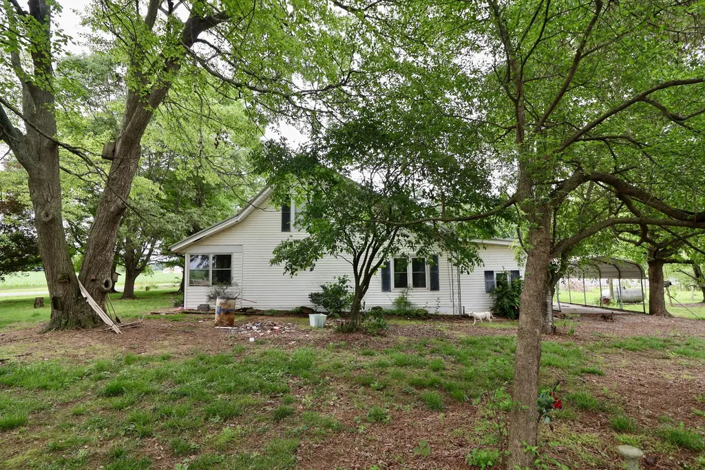 1282 Cherokee Trail Murray KY 42071