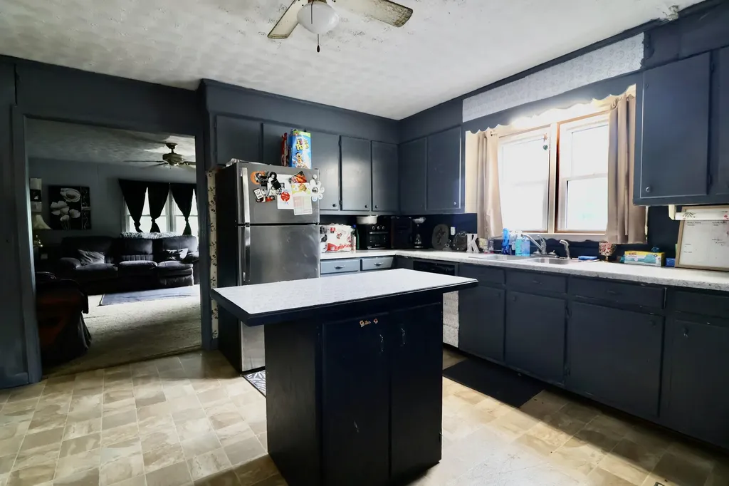 1282 Cherokee Trail Murray KY 42071
