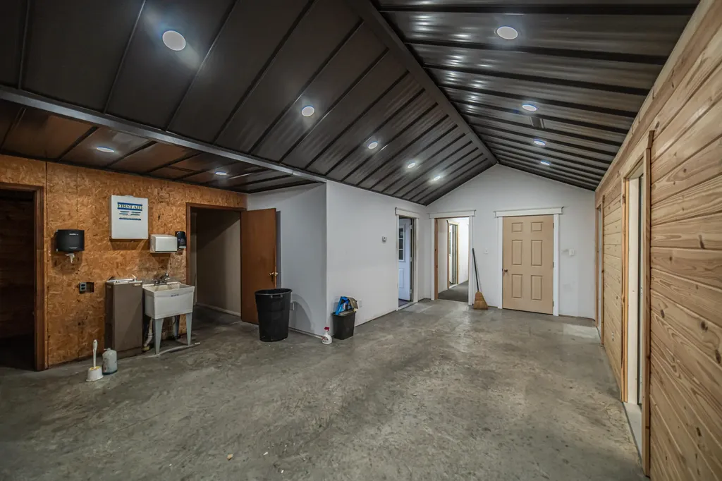 280 Luisa Lane Mayfield KY 42066