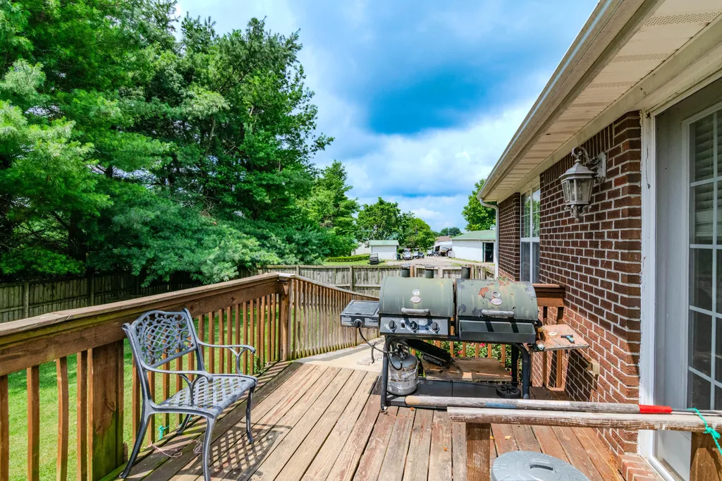 526 General Cruft Drive Richmond KY 40475