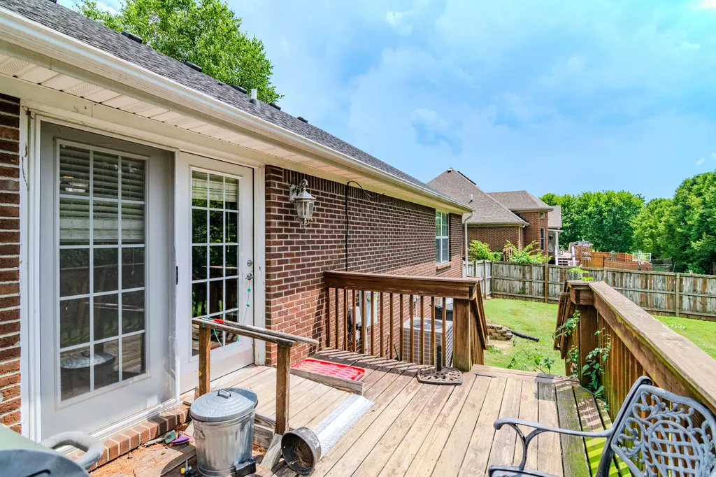 526 General Cruft Drive Richmond KY 40475