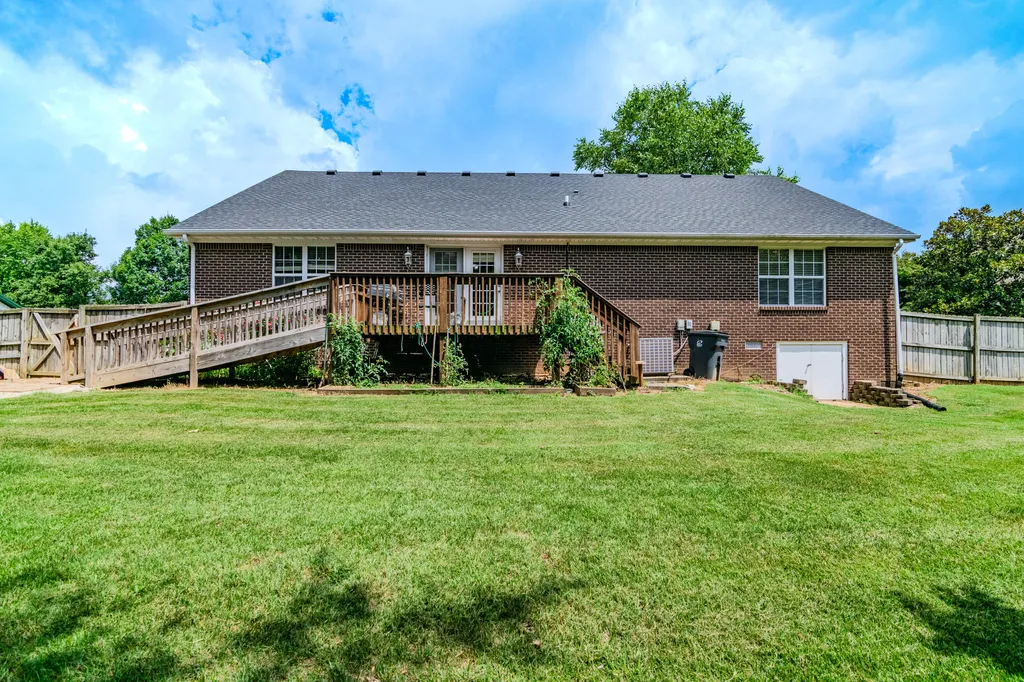 526 General Cruft Drive Richmond KY 40475