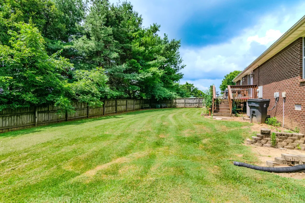 526 General Cruft Drive Richmond KY 40475
