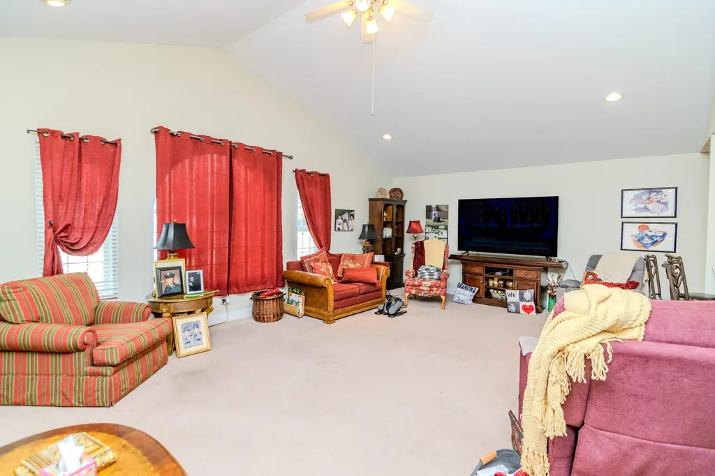 526 General Cruft Drive Richmond KY 40475