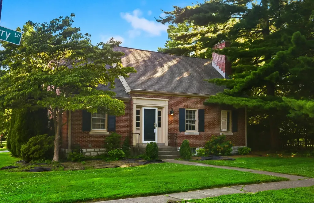 129 Barberry Lane Lexington KY 40503
