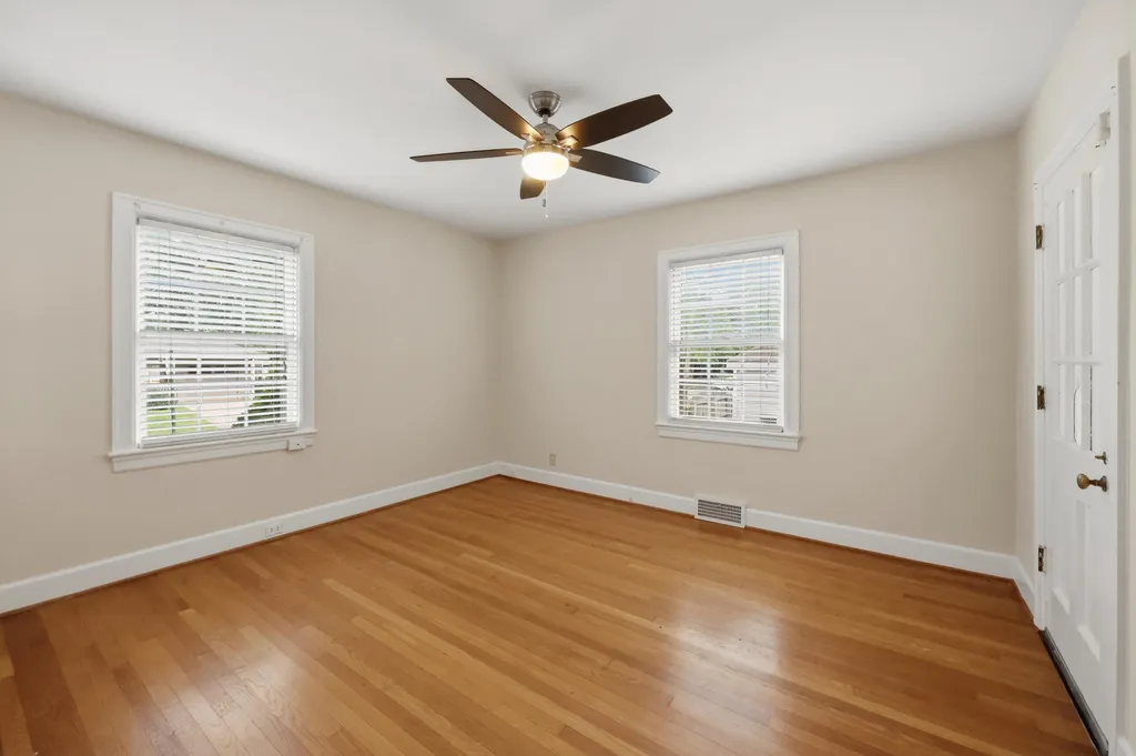129 Barberry Lane Lexington KY 40503