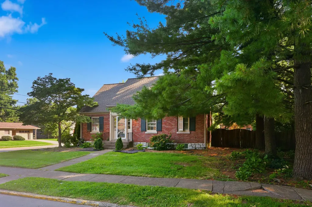 129 Barberry Lane Lexington KY 40503