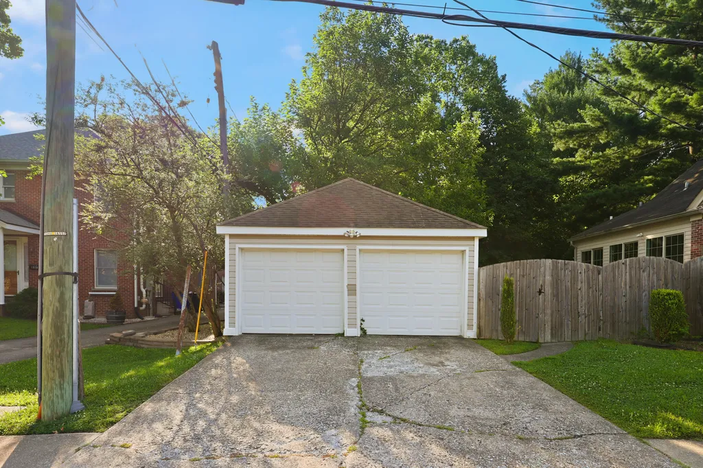 129 Barberry Lane Lexington KY 40503