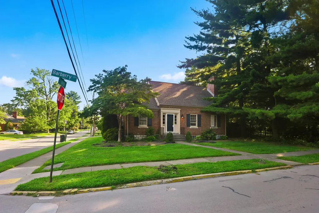 129 Barberry Lane Lexington KY 40503