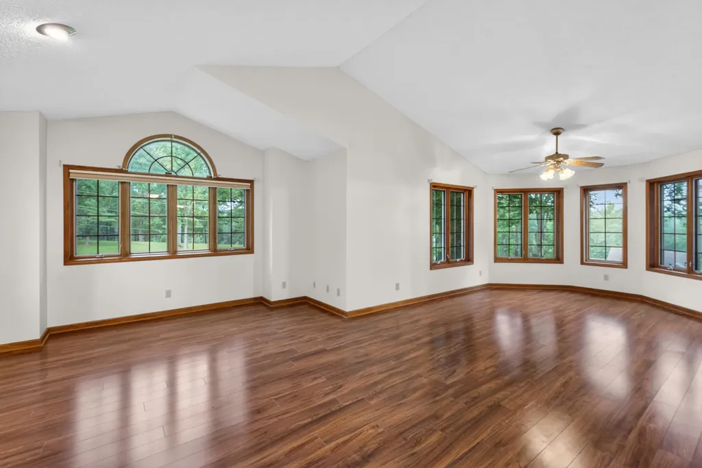 85 Boone Drive Cadiz KY 42211