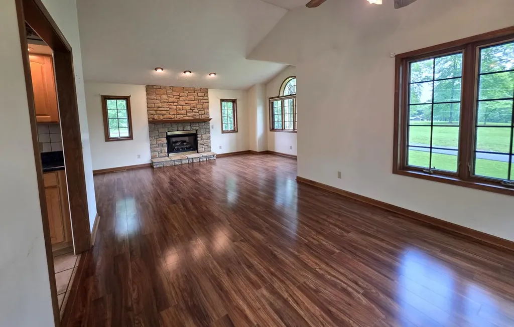 85 Boone Drive Cadiz KY 42211