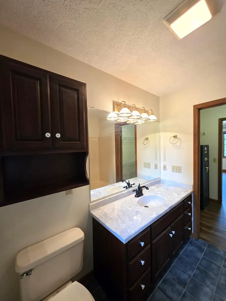 85 Boone Drive Cadiz KY 42211