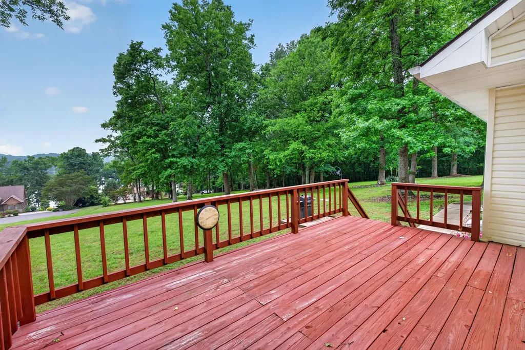 85 Boone Drive Cadiz KY 42211