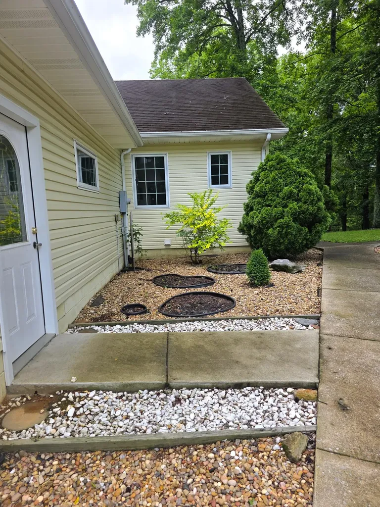 85 Boone Drive Cadiz KY 42211