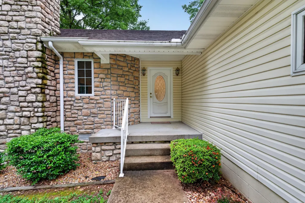 85 Boone Drive Cadiz KY 42211