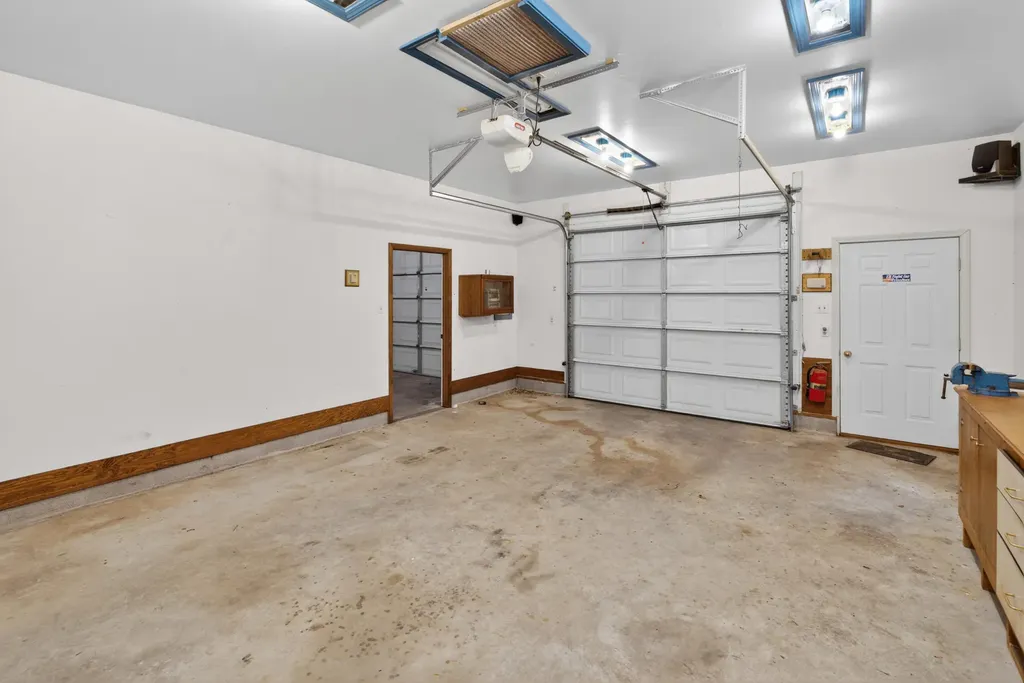 85 Boone Drive Cadiz KY 42211