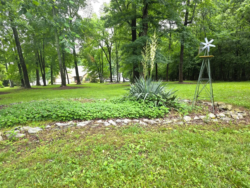 85 Boone Drive Cadiz KY 42211