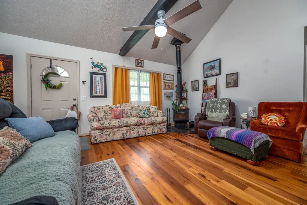 55 Mitchell Lane Morehead KY 40351