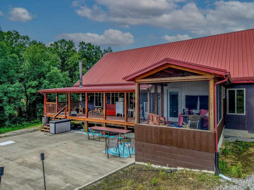 575 Ellington Loop Road Morehead KY 40351