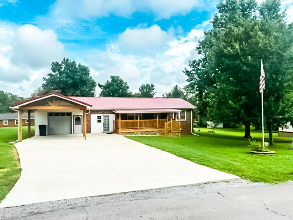 145 Wharton Road Cadiz KY 42211