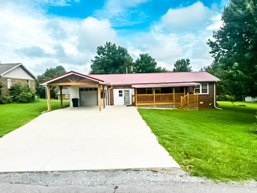 145 Wharton Road Cadiz KY 42211