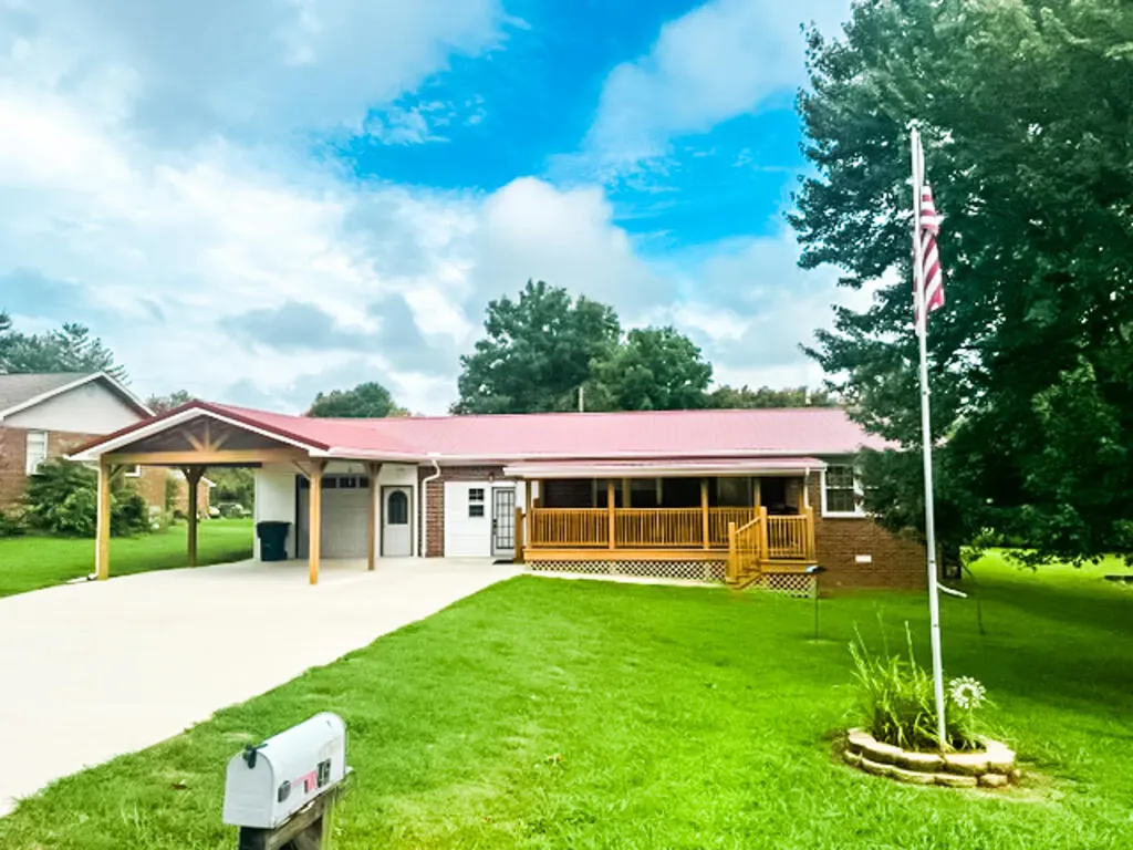 145 Wharton Road Cadiz KY 42211