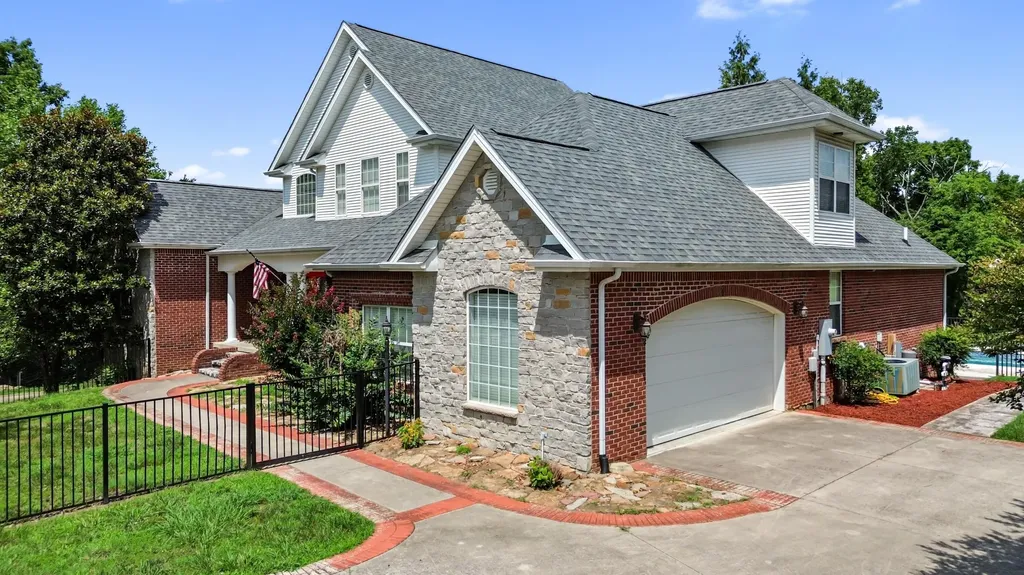 74 Antler Court Somerset KY 42503