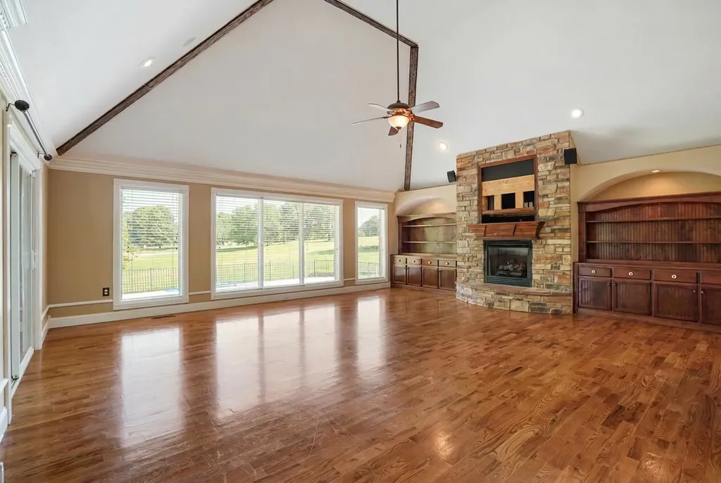74 Antler Court Somerset KY 42503
