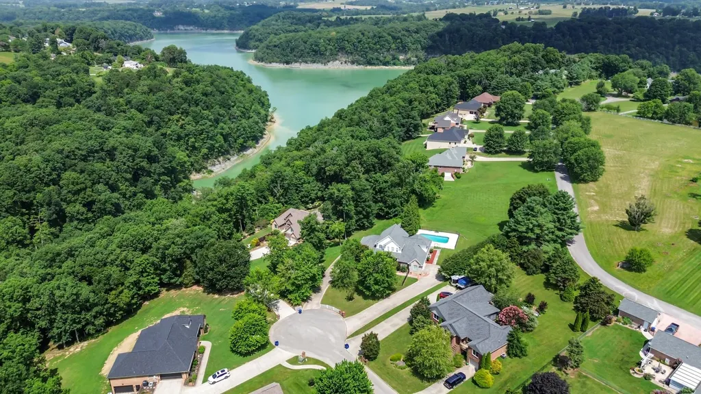 74 Antler Court Somerset KY 42503