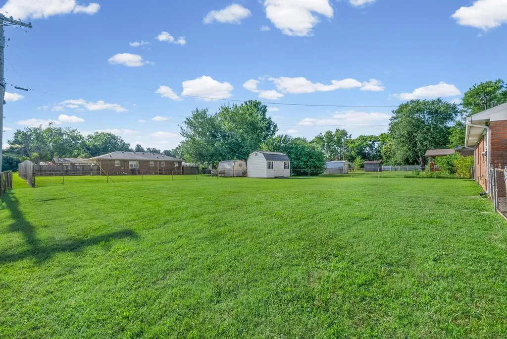 701 Mill Green Court Hopkinsville KY 42240