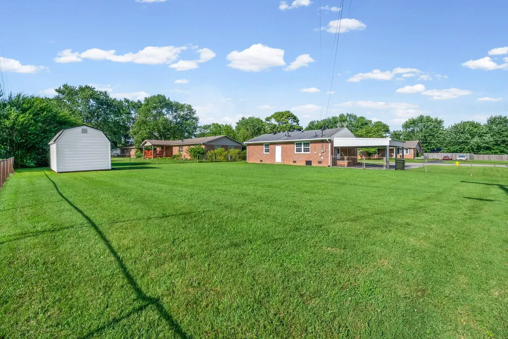 701 Mill Green Court Hopkinsville KY 42240