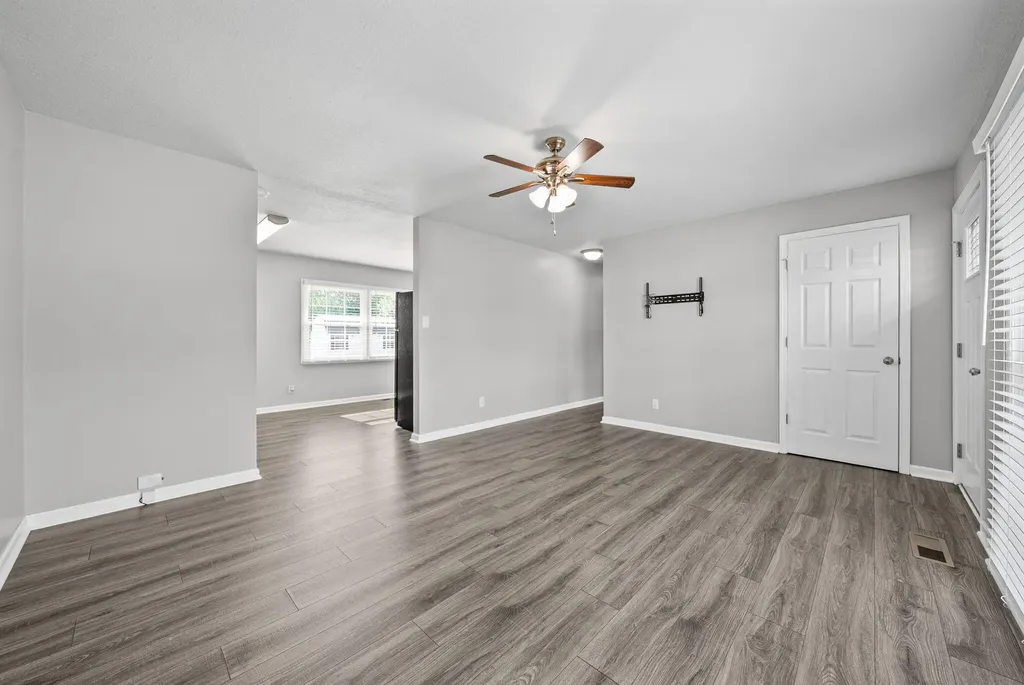 701 Mill Green Court Hopkinsville KY 42240