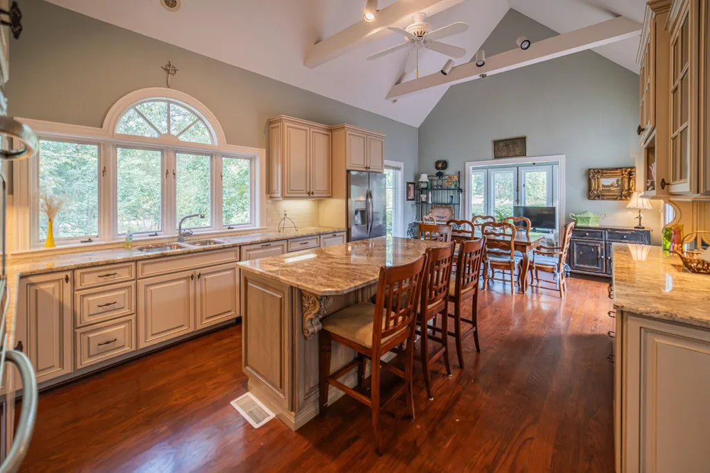120 Carnoustie Court Paducah KY 42001