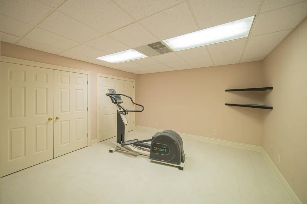 120 Carnoustie Court Paducah KY 42001