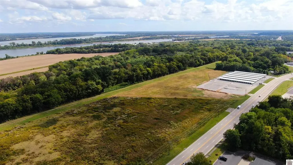 3020 Wayne Sullivan Drive Paducah KY 42003