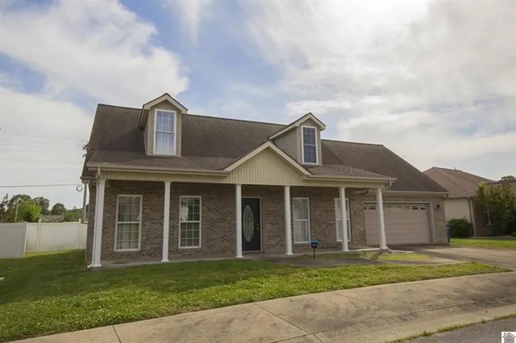 2622 Legends Drive Paducah KY 42001