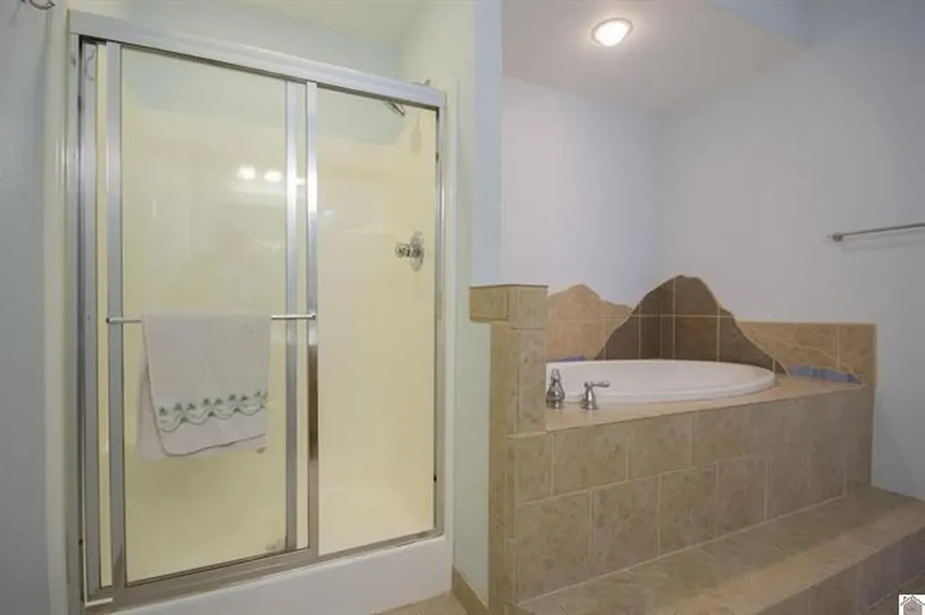 2622 Legends Drive Paducah KY 42001