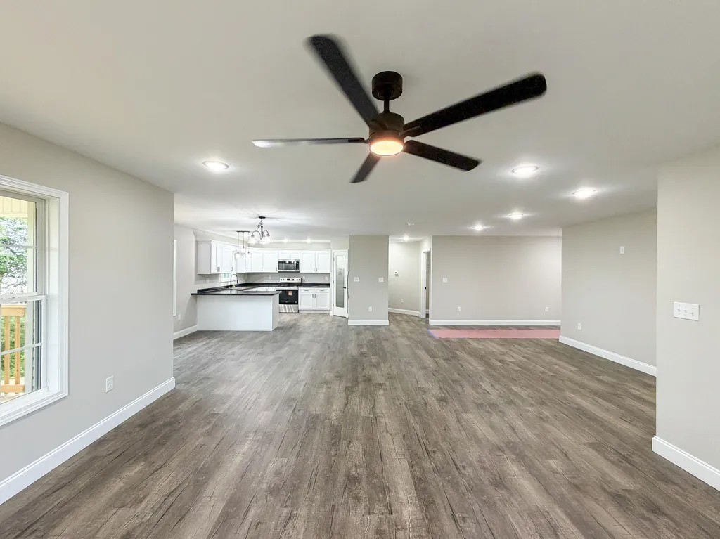 132 Sterlyn Drive London KY 40744