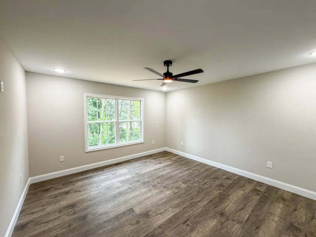 132 Sterlyn Drive London KY 40744