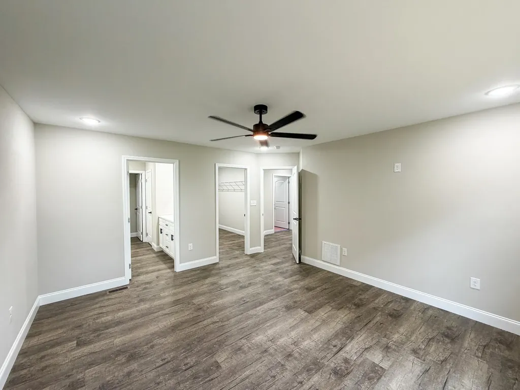 132 Sterlyn Drive London KY 40744