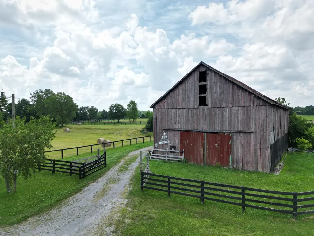 267 Silas Road Paris KY 40361