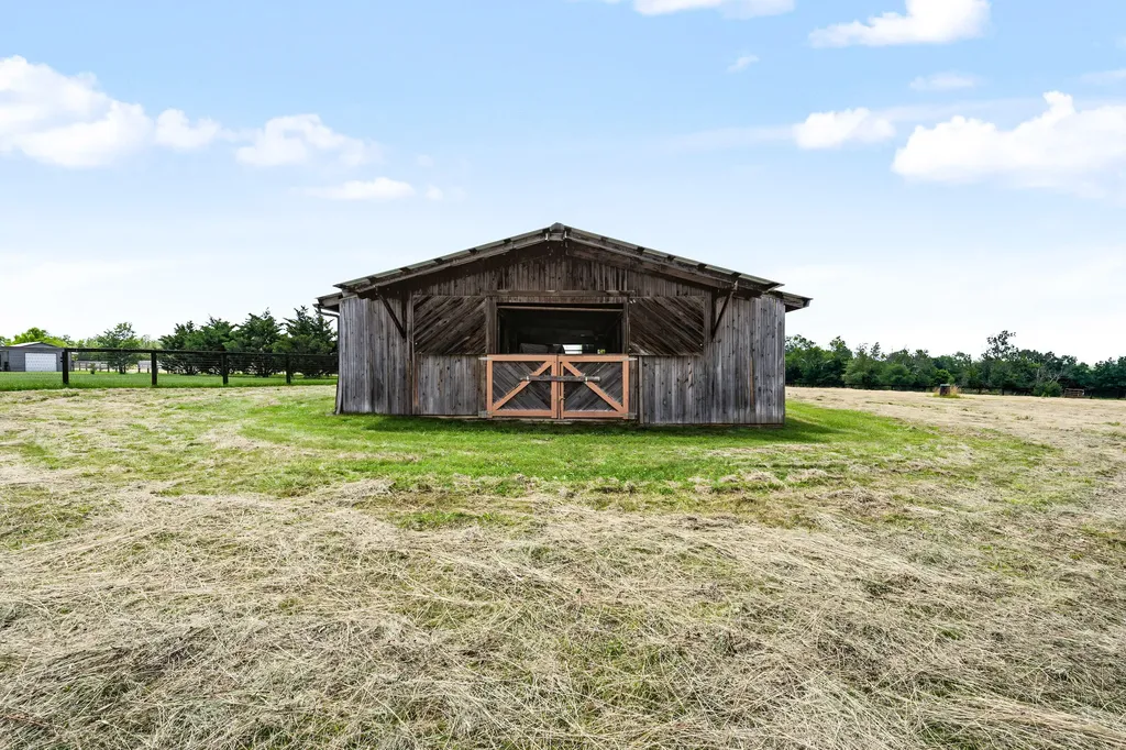 267 Silas Road Paris KY 40361